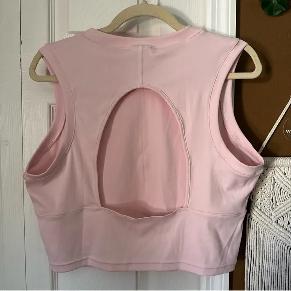 SOLD ON INSTA - Picture 6 of 9